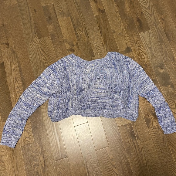 Guess Knit Crop Top - Picture 2 of 4